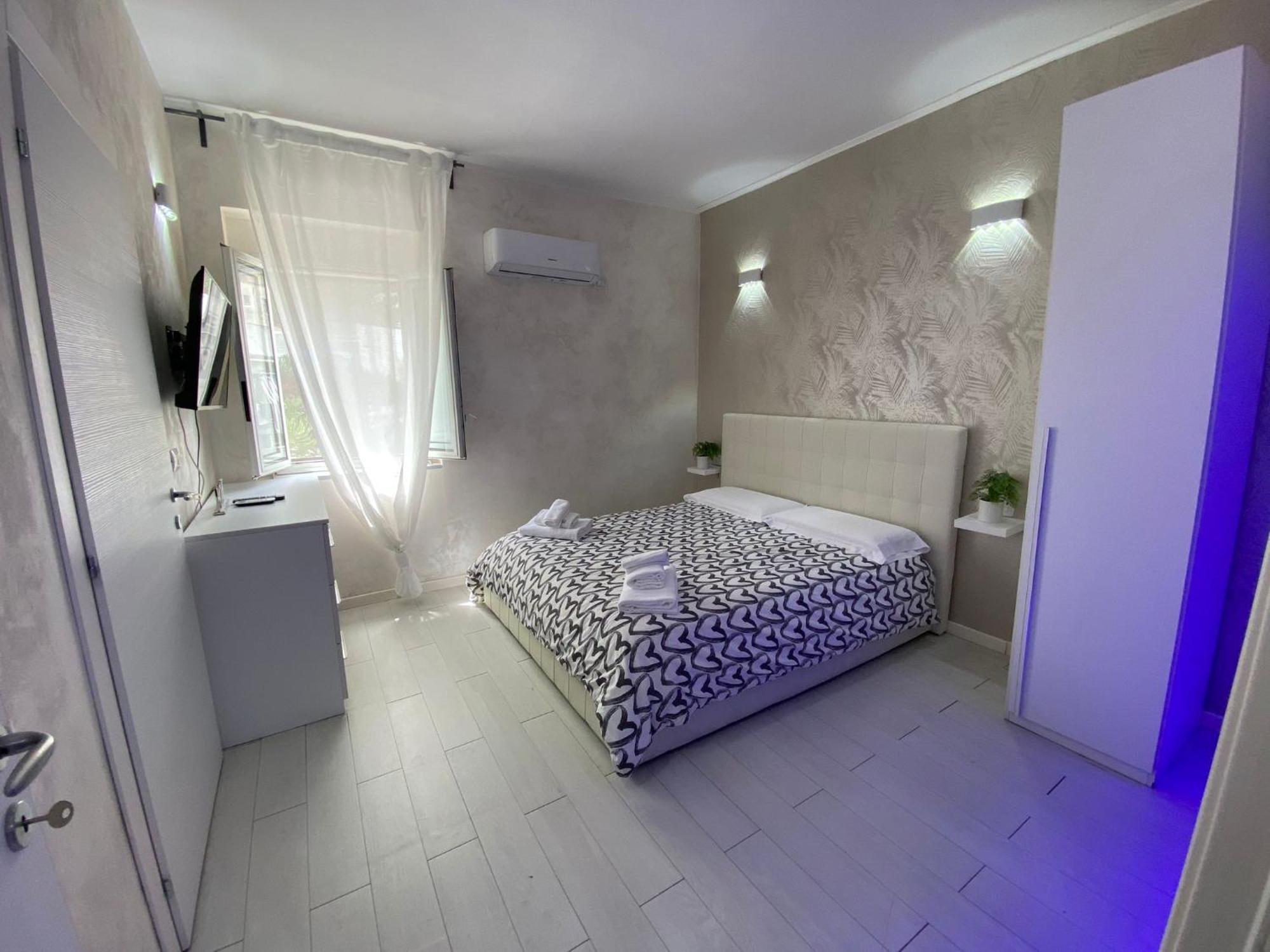 Newhouse Dante Apartment Bari Exterior photo